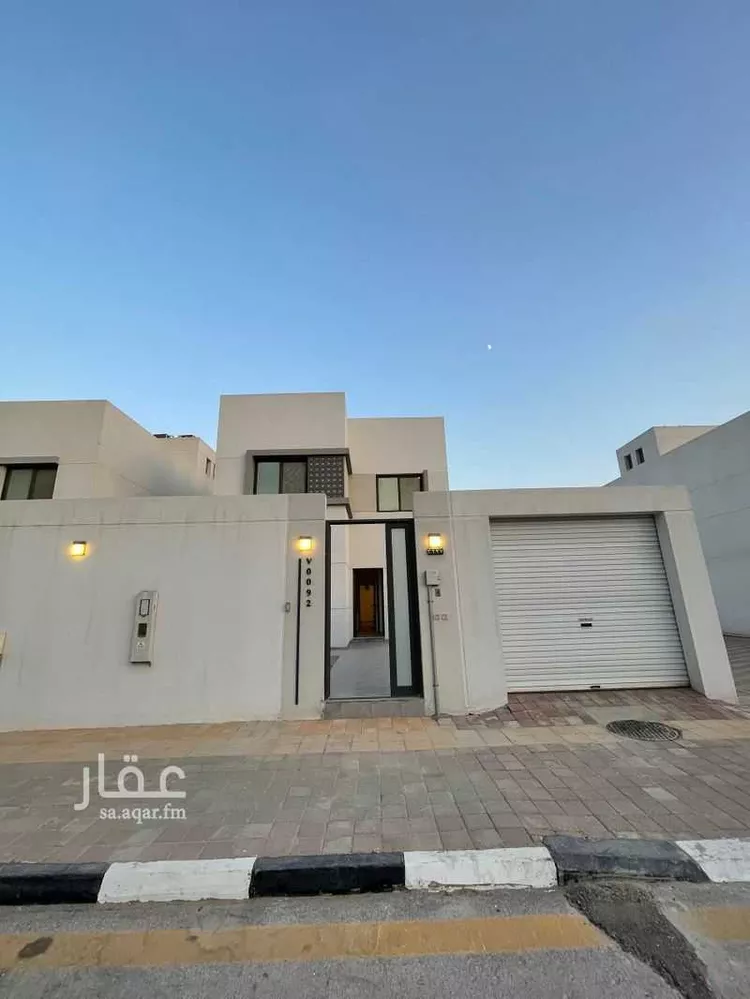 فيلا للإيجار في شارع الاصدقاء, حي الإسكان الجنوبي, مدينة الدمام, المنطقة الشرقية