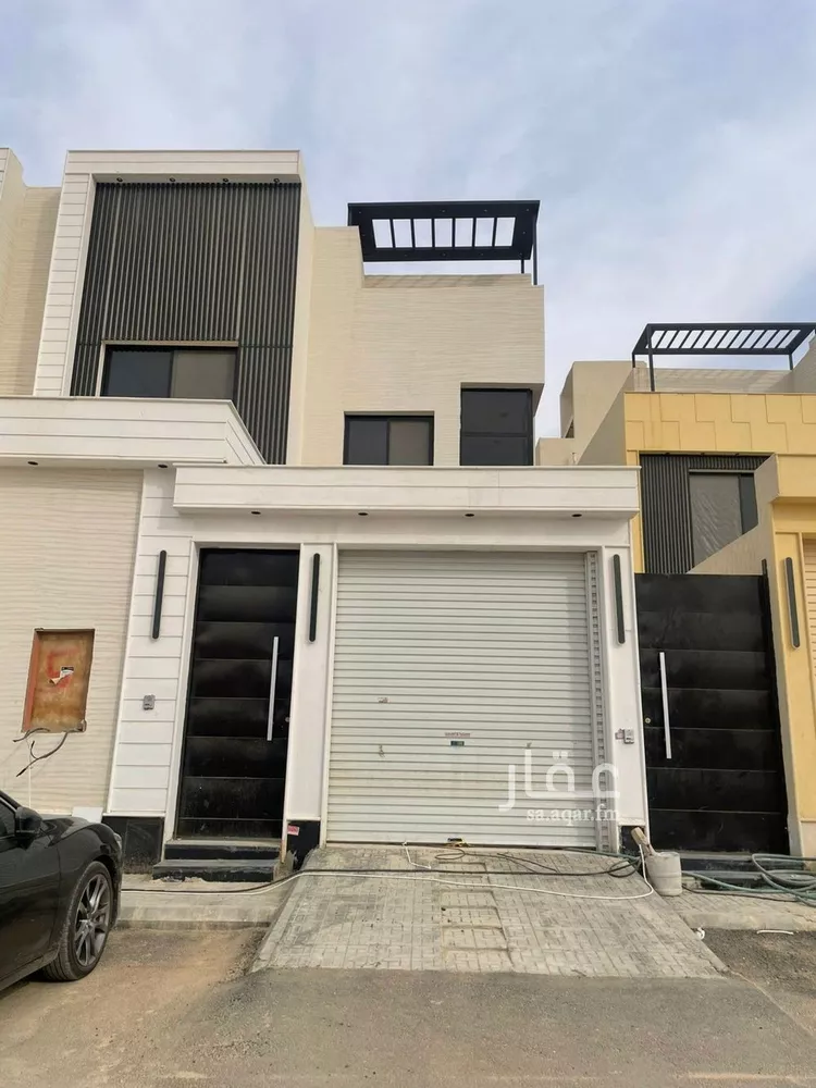 فيلا للبيع في شارع محفوظ الترمسي, حي بدر, مدينة الرياض, منطقة الرياض