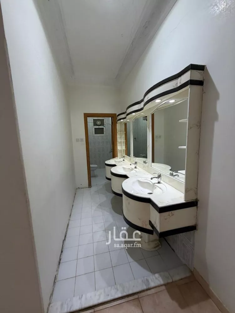 Villa for Sale in Riyadh Al Yarmouk صورة 4