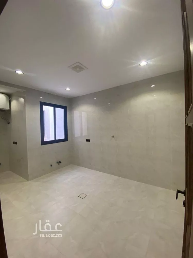 Floor for Rent in Riyadh Al Janadriyah صورة 4