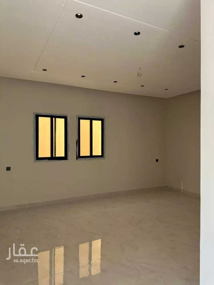 فيلا للبيع في شارع الوسيطي, حي ظهرة لبن, مدينة الرياض, منطقة الرياض صورة 3