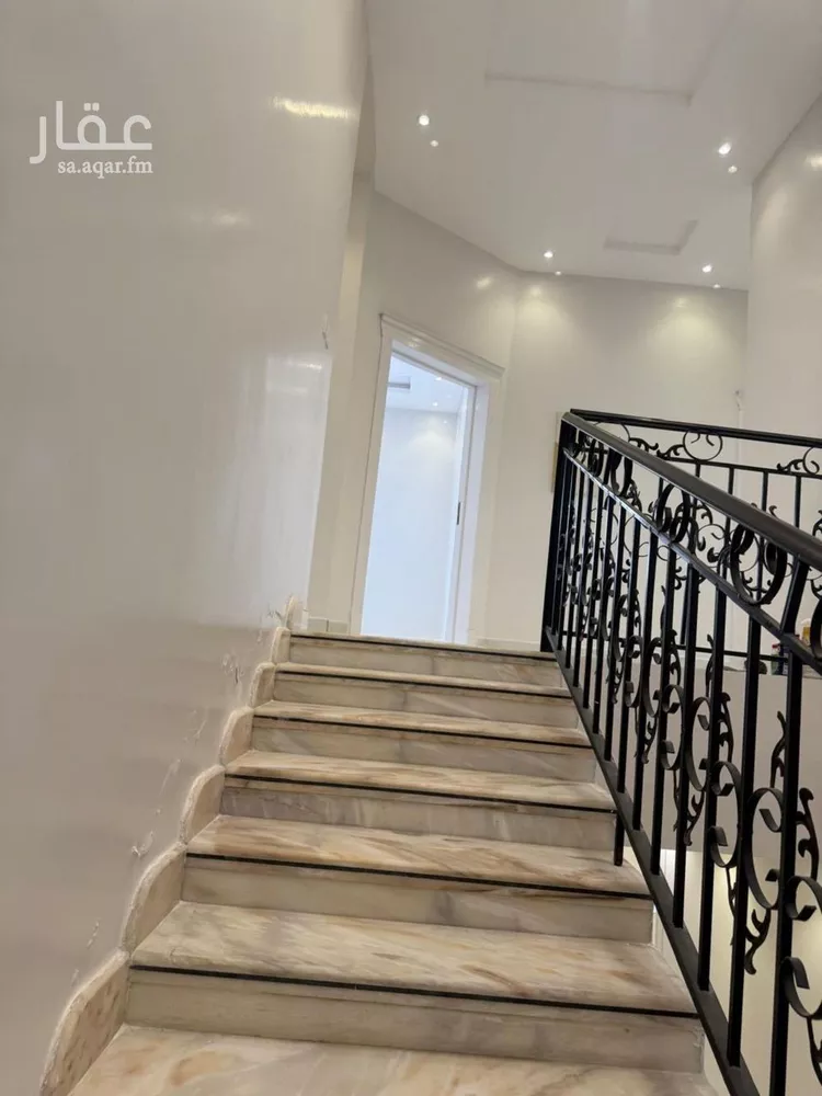 فيلا للإيجار في شارع الجنابي, حي العارض, مدينة الرياض, منطقة الرياض صورة 4