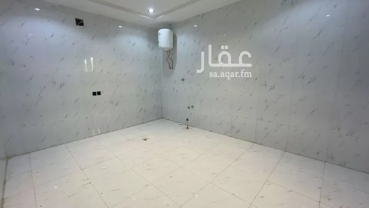 فيلا للبيع في شارع محفوظ الترمسي, حي بدر, مدينة الرياض, منطقة الرياض صورة 5