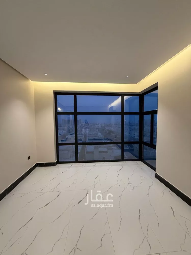 شقة للبيع في شارع الملك عبدالعزيز , حي الشاطئ الغربي, مدينة الدمام, المنطقة الشرقية صورة 3