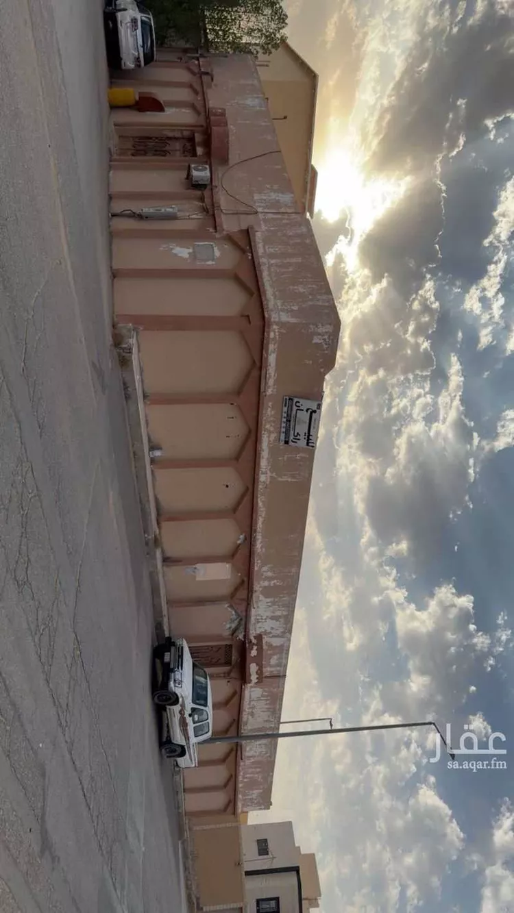 بيت للبيع في شارع محمد الدمياطي ، حي الضاحي ، بريدة ، بريدة صورة 3