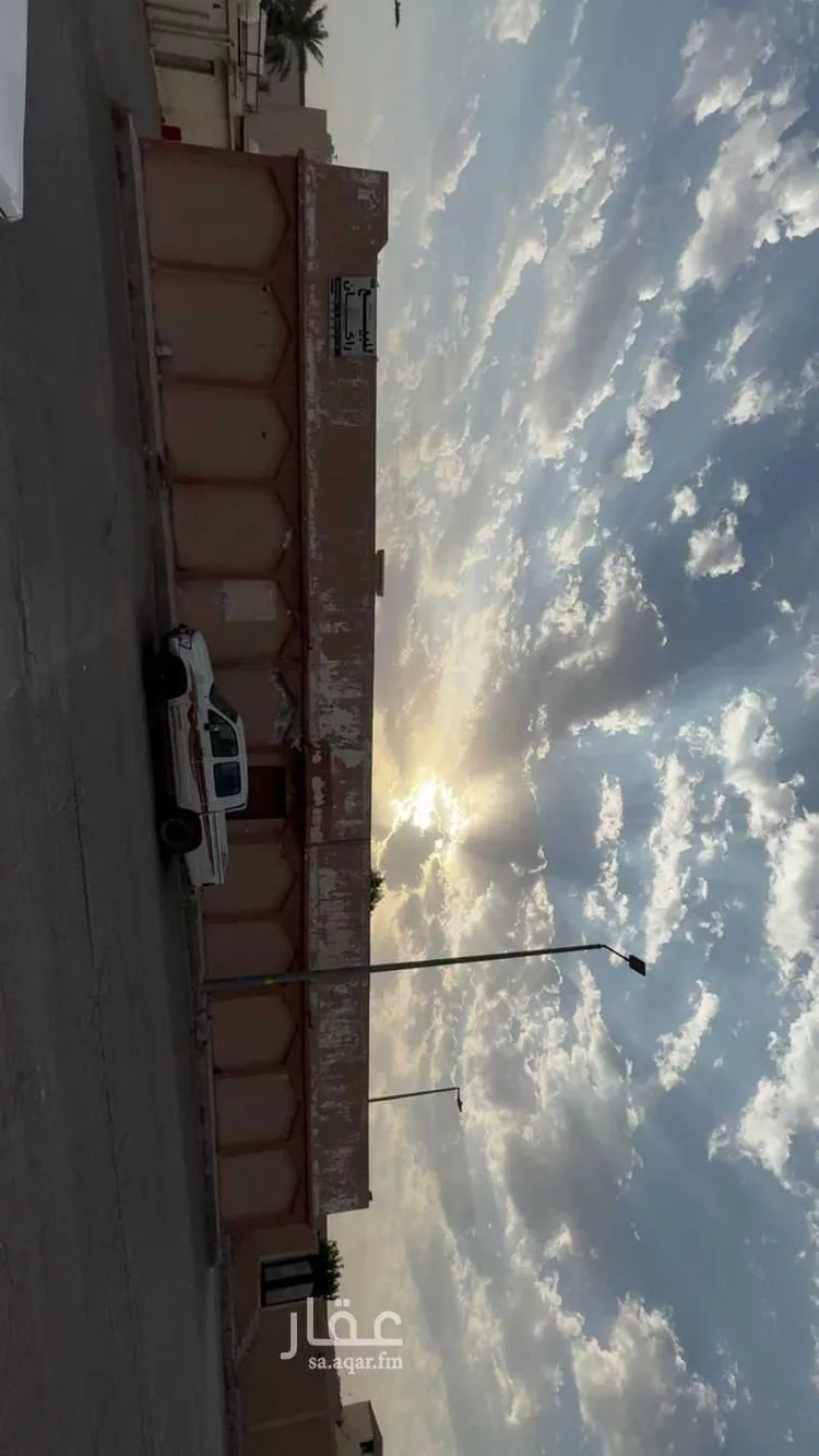 بيت للبيع في شارع محمد الدمياطي ، حي الضاحي ، بريدة ، بريدة صورة 2