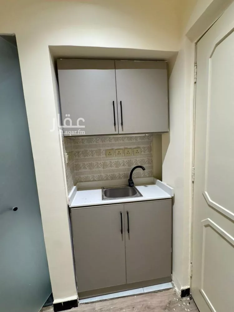 شقة للإيجار في شارع الامير عبدالله بن سعود بن عبدالله صنيتان ال سعود, حي الياسمين, مدينة الرياض, منطقة الرياض صورة 2