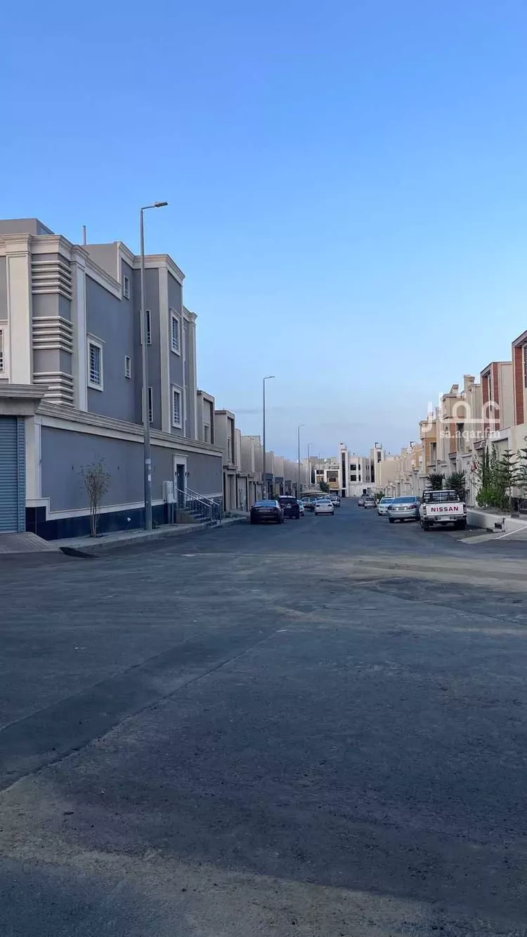 عمارة للبيع في شارع طريق الملك خالد, حي اليرموك, مدينة خميس مشيط, منطقة عسير صورة 3