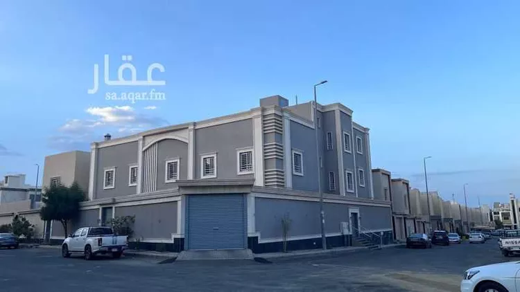 عمارة للبيع في شارع طريق الملك خالد, حي اليرموك, مدينة خميس مشيط, منطقة عسير صورة 4