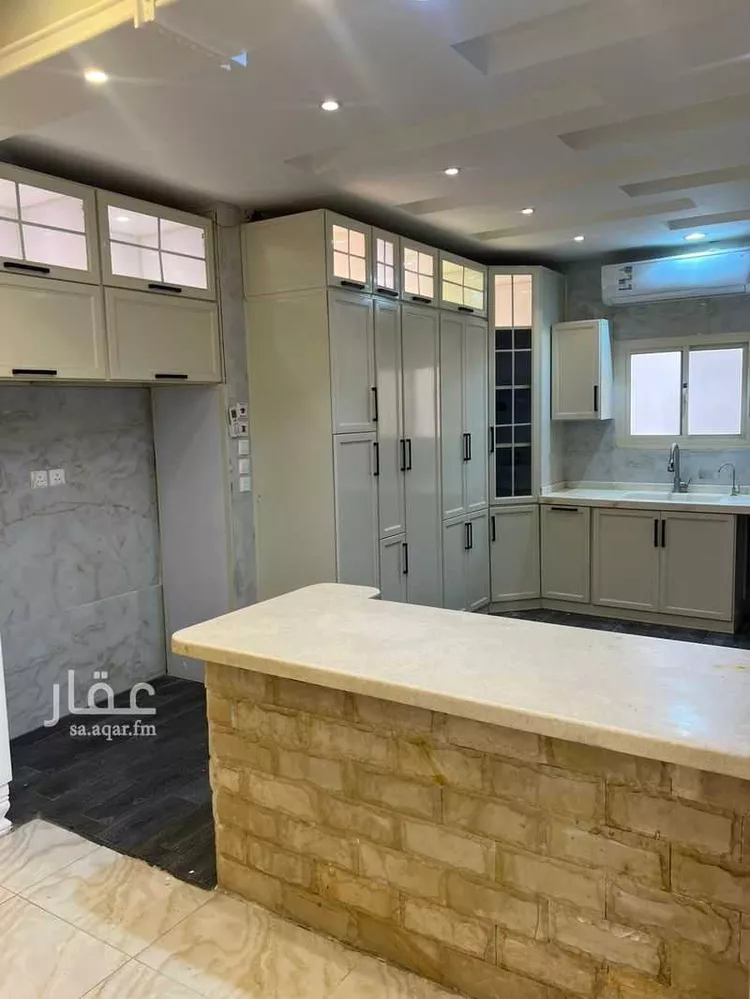 فيلا للإيجار في شارع ابن المفيد, حي المحمدية, مدينة جدة, منطقة مكة المكرمة 1 صورة