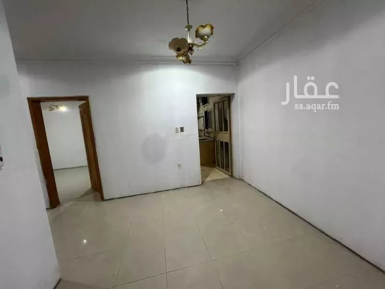 شقة للإيجار في شارع ربيعة بن عامر ، حي القزاز ، الدمام ، الدمام صورة 3