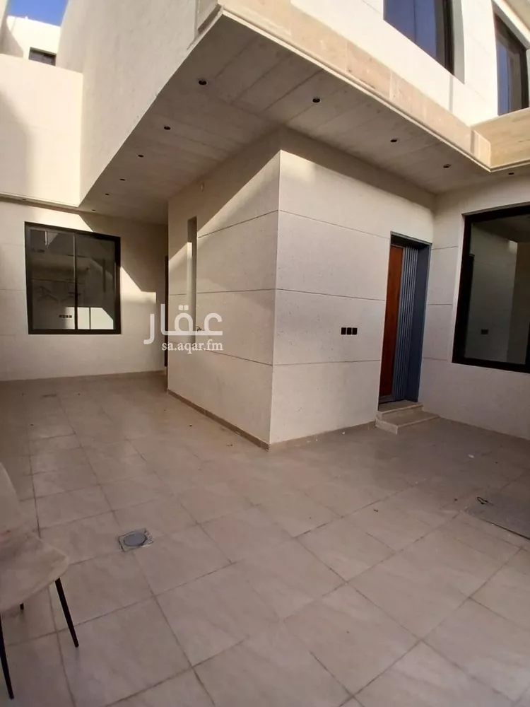 Floor for Sale in Riyadh As Suwaidi Al Gharabi صورة 4