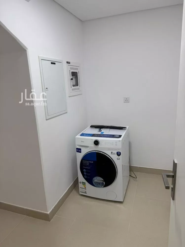 فيلا للإيجار في شارع رقم 1005, حي سدرة, مدينة الرياض, منطقة الرياض صورة 2