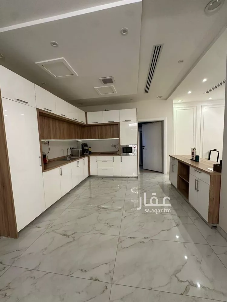 فيلا للبيع في شارع زهير بن العلاء العبسي, حي العارض, مدينة الرياض, منطقة الرياض