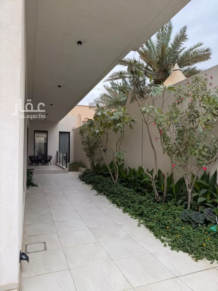 فيلا للبيع في شارع تبراك, حي المصيف, مدينة الرياض, منطقة الرياض صورة 2