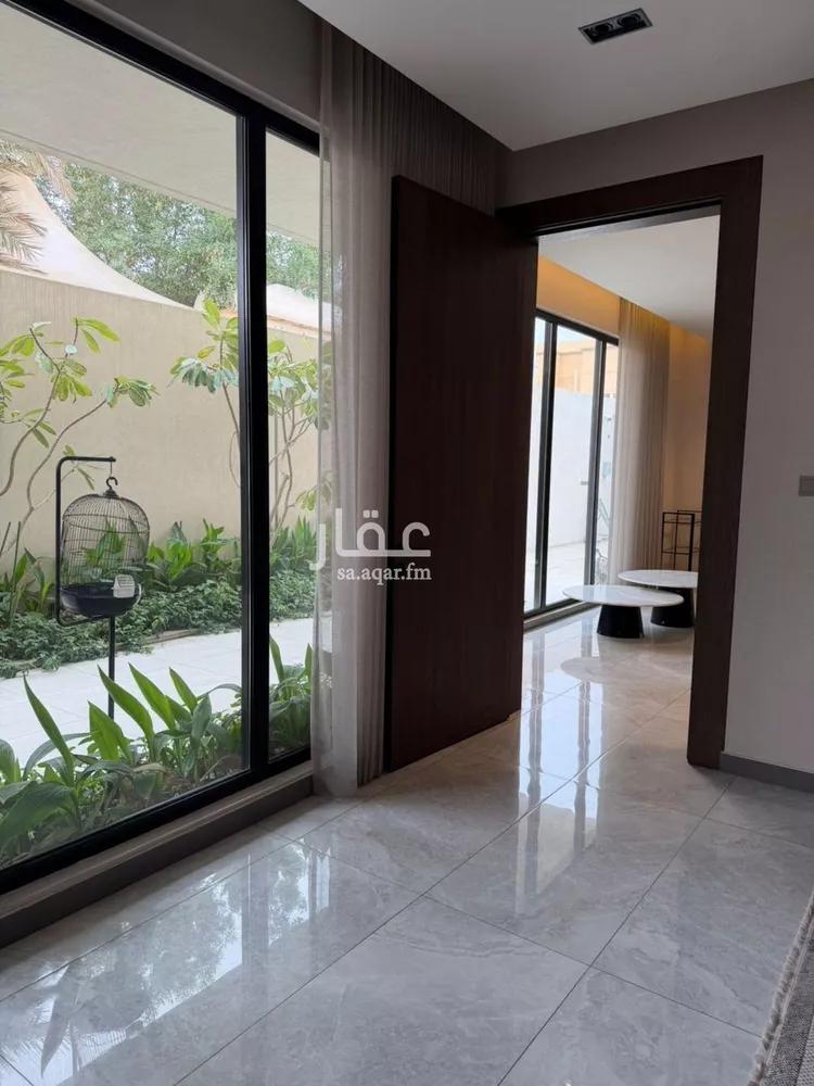 فيلا للبيع في شارع تبراك, حي المصيف, مدينة الرياض, منطقة الرياض صورة 5