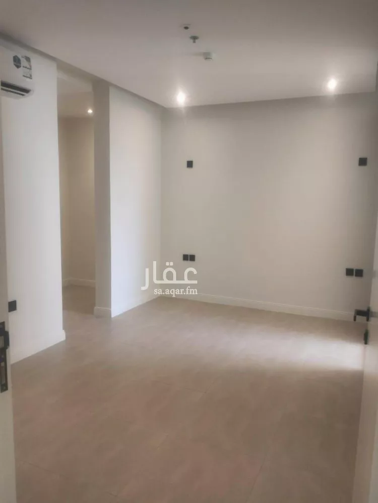 شقة للإيجار في شارع وادي هجر, حي الملقا, مدينة الرياض, منطقة الرياض صورة 3