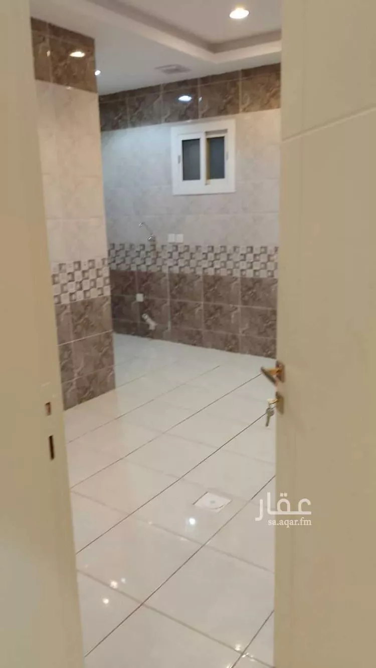 عمارة للإيجار في شارع قيس ابن زهير, حي المنار, مدينة جدة, منطقة مكة المكرمة