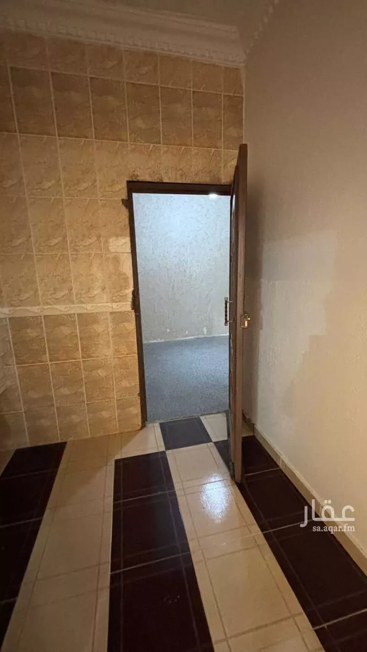 شقة للإيجار في شارع عمرو ابن معد يكرب ، حي ذلالة ، خميس مشيط ، خميس مشيط صورة 5