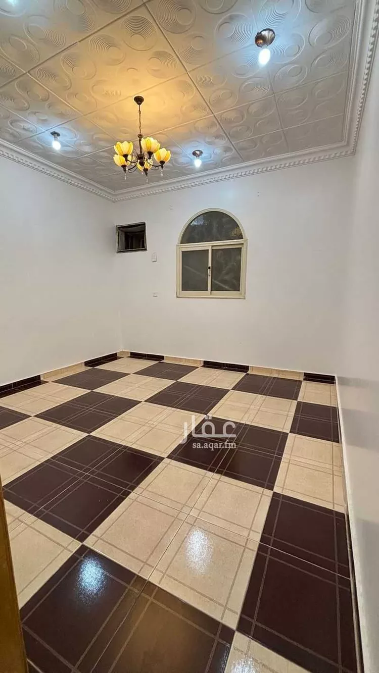 شقة للإيجار في شارع عمرو ابن معد يكرب ، حي ذلالة ، خميس مشيط ، خميس مشيط