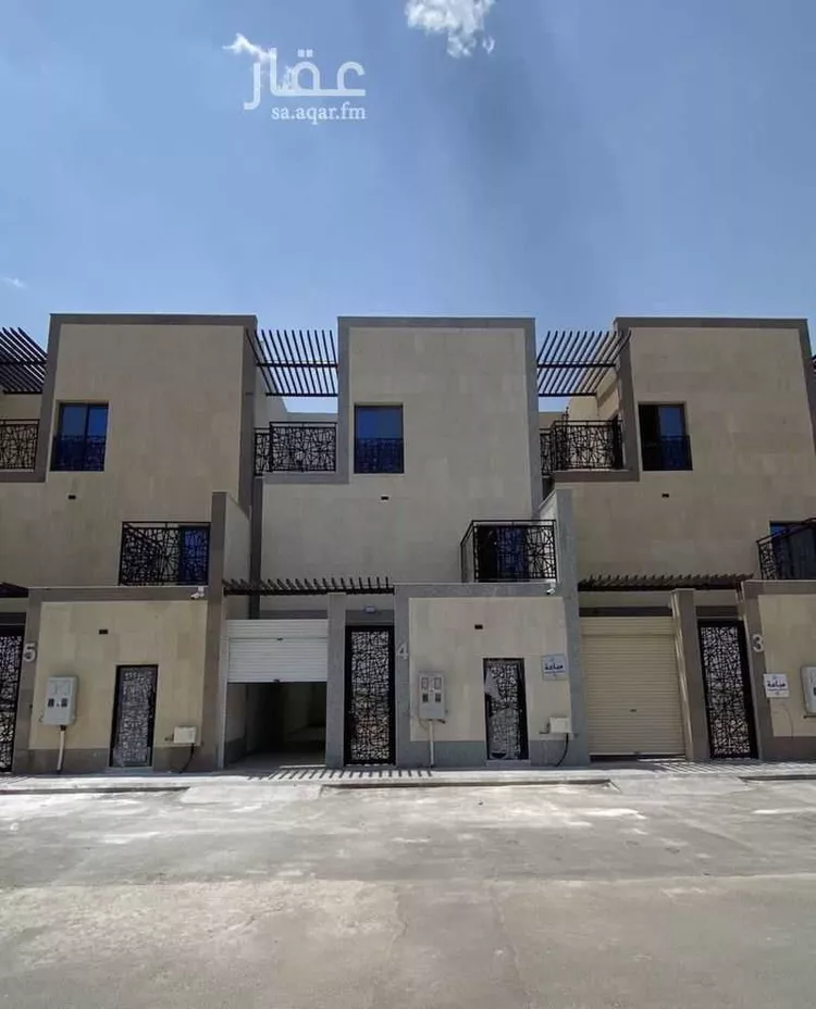 فيلا للإيجار في شارع عبدالله ابن يزيد الافريقي ، حي شوران ، المدينة المنورة ، منطقة المدينة المنورة