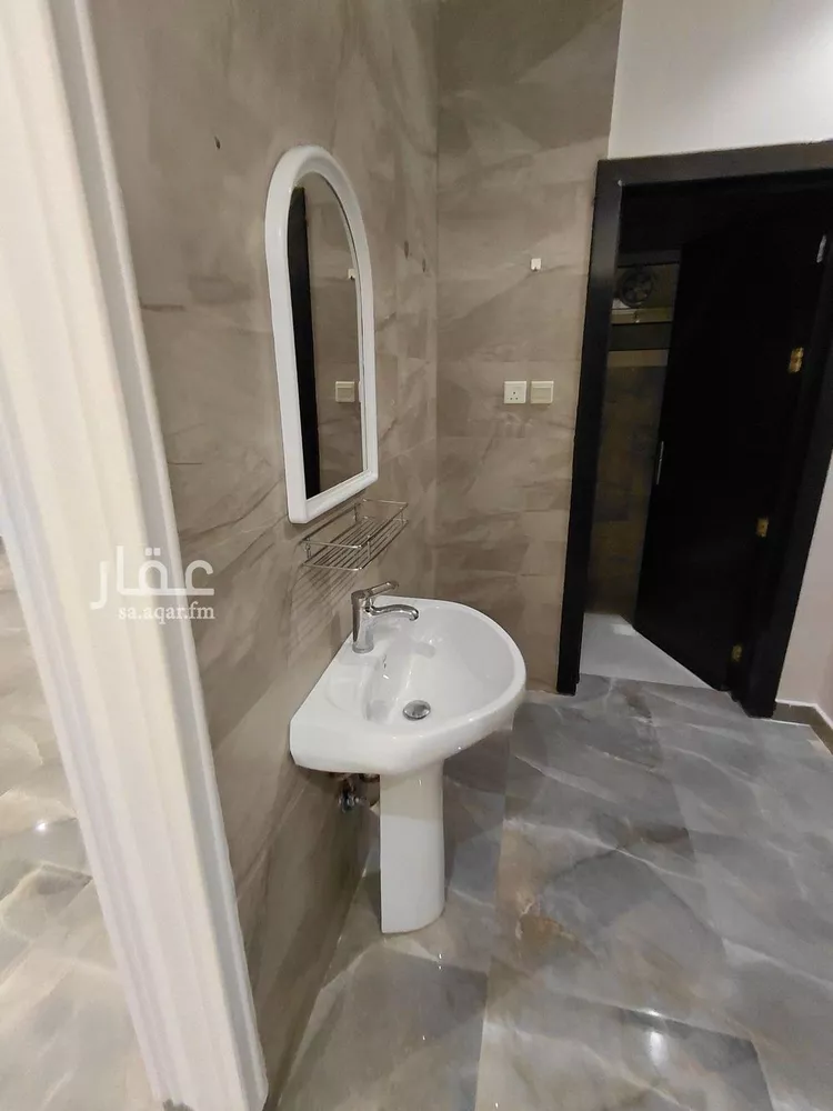 شقة للإيجار في شارع عبدالله بن شهيوين, حي الملقا, مدينة الرياض, منطقة الرياض صورة 3