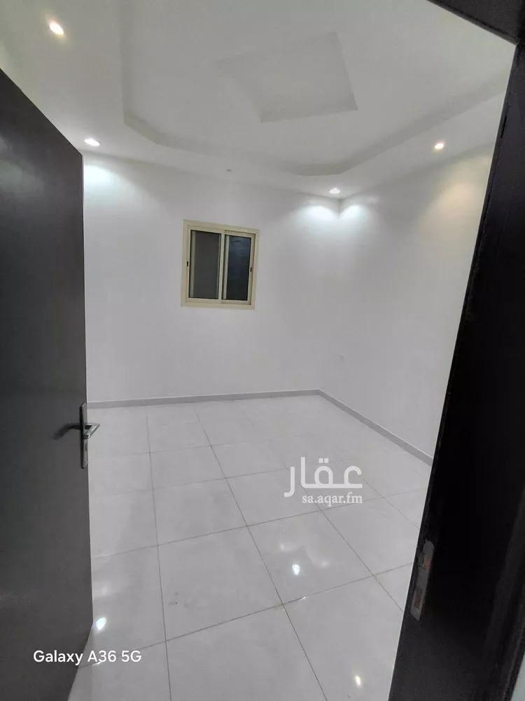 شقة للإيجار في شارع الشيخ عبدالله بن جبرين, حي القيروان, مدينة الرياض, منطقة الرياض صورة 2