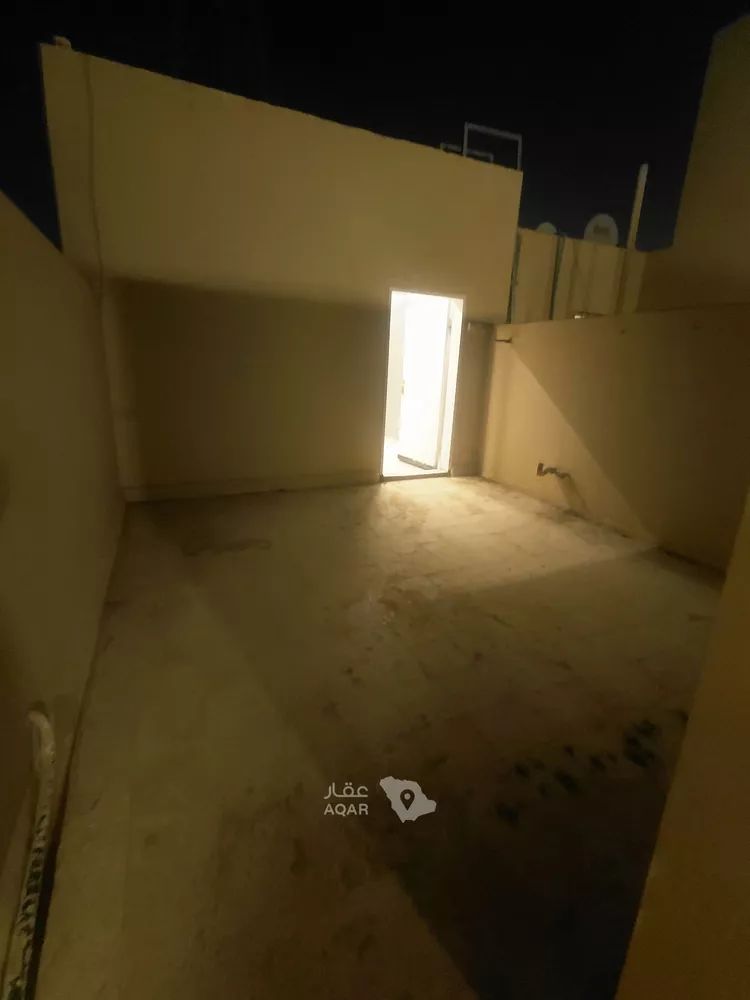 شقة للإيجار في شارع الشيخ عبدالله بن جبرين, حي القيروان, مدينة الرياض, منطقة الرياض 6