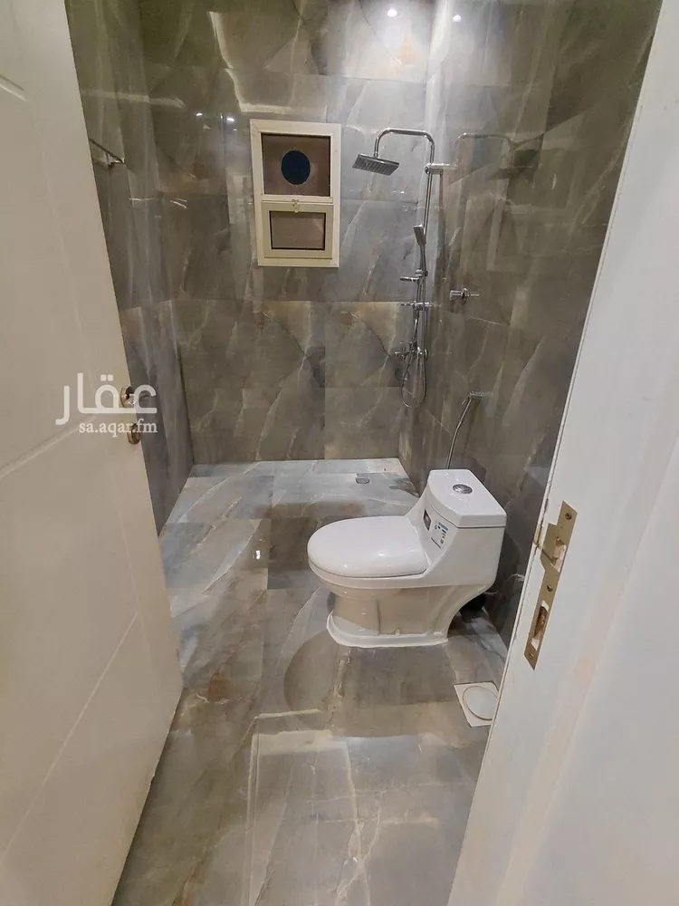 شقة للإيجار في شارع عبدالله بن شهيوين, حي الملقا, مدينة الرياض, منطقة الرياض صورة 3