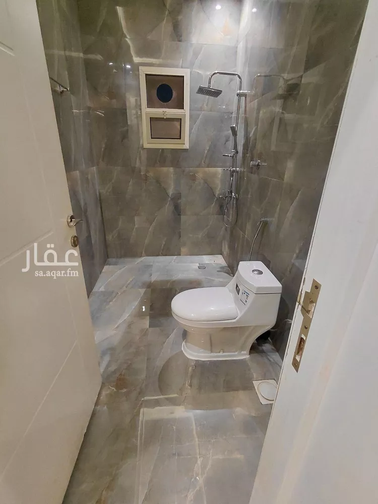 شقة للإيجار في شارع عبدالله بن شهيوين, حي الملقا, مدينة الرياض, منطقة الرياض صورة 3