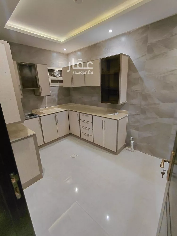 Apartment for Rent in Riyadh Al Malqa 6