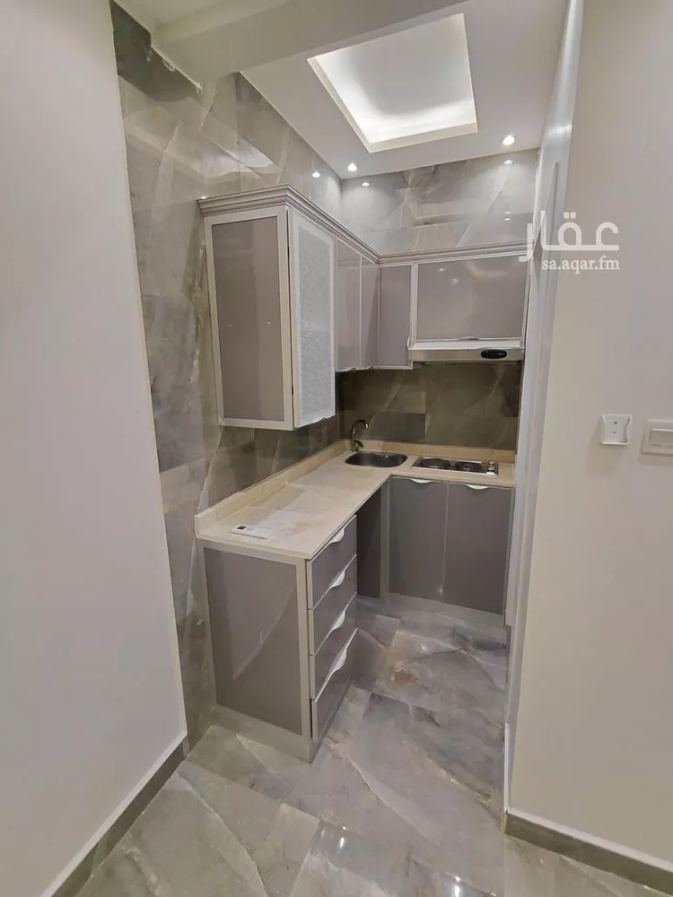 غرفة للإيجار في شارع عبدالله الخرجي, حي الملقا, مدينة الرياض, منطقة الرياض