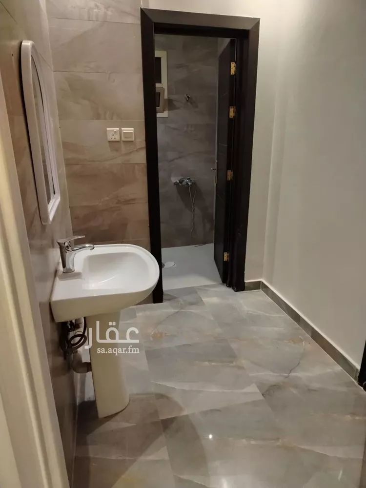 شقة للإيجار في شارع التحلية, حي العقيق, مدينة الرياض, منطقة الرياض صورة 3
