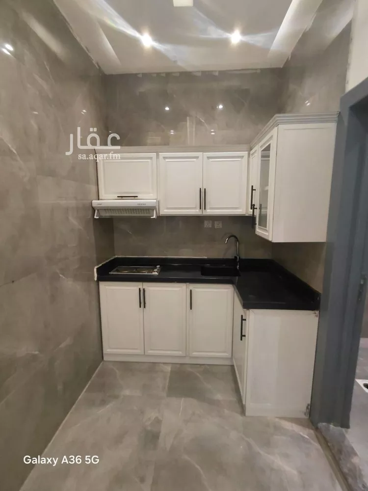 شقة للإيجار في شارع مدينة الزايد, حي العقيق, مدينة الرياض, منطقة الرياض صورة 3