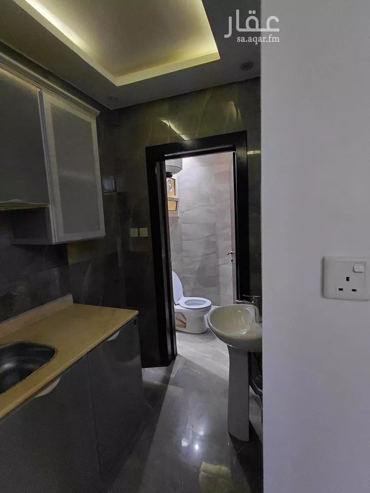 شقة للإيجار في شارع عبدالله بن شهيوين, حي الملقا, مدينة الرياض, منطقة الرياض صورة 2