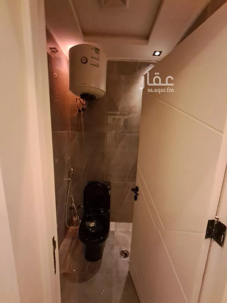 غرفة للإيجار في شارع عبدالله الخرجي, حي الملقا, مدينة الرياض, منطقة الرياض