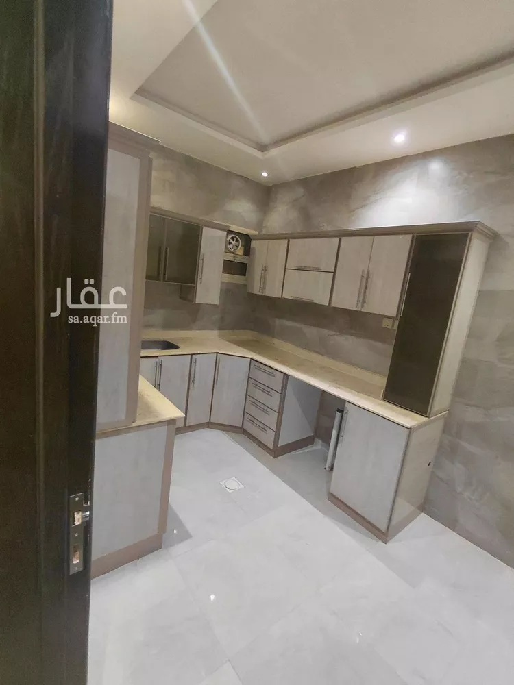 شقة للإيجار في شارع عبدالله بن شهيوين, حي الملقا, مدينة الرياض, منطقة الرياض صورة 5