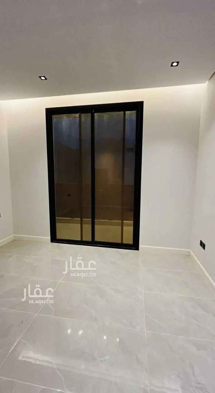 فيلا للبيع في شارع أحمد بن منصور ، حي المهدية ، الرياض ، منطقة الرياض صورة 4