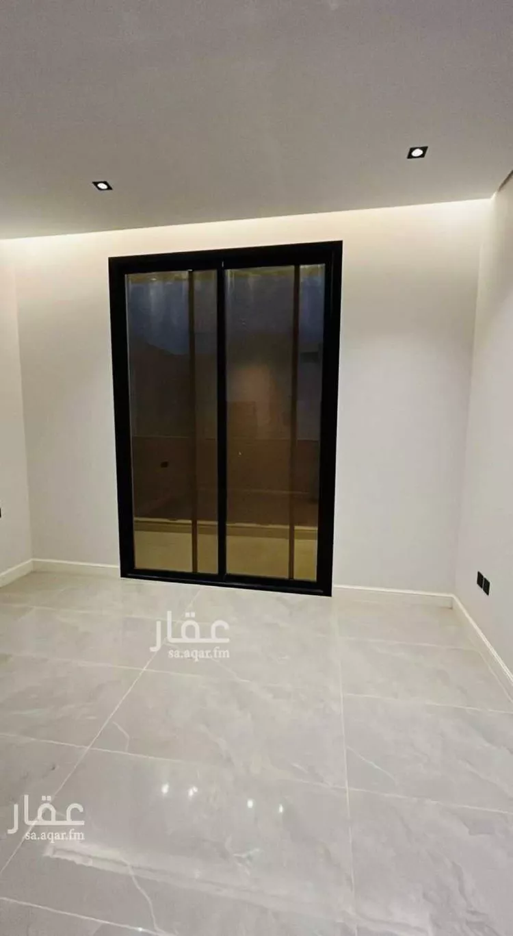 فيلا للبيع في شارع أحمد بن منصور ، حي المهدية ، الرياض ، منطقة الرياض صورة 4