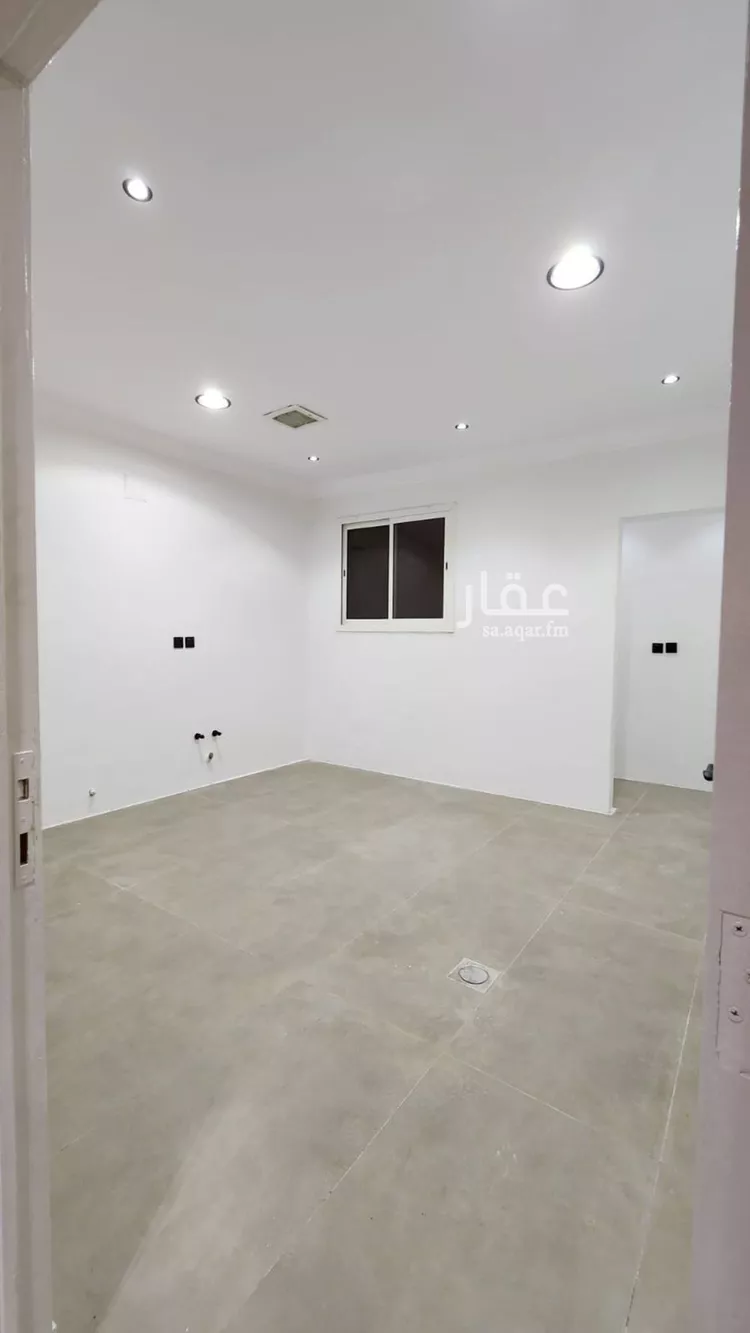 فيلا للبيع في شارع الخيالة, حي الياسمين, مدينة الرياض, منطقة الرياض صورة 2