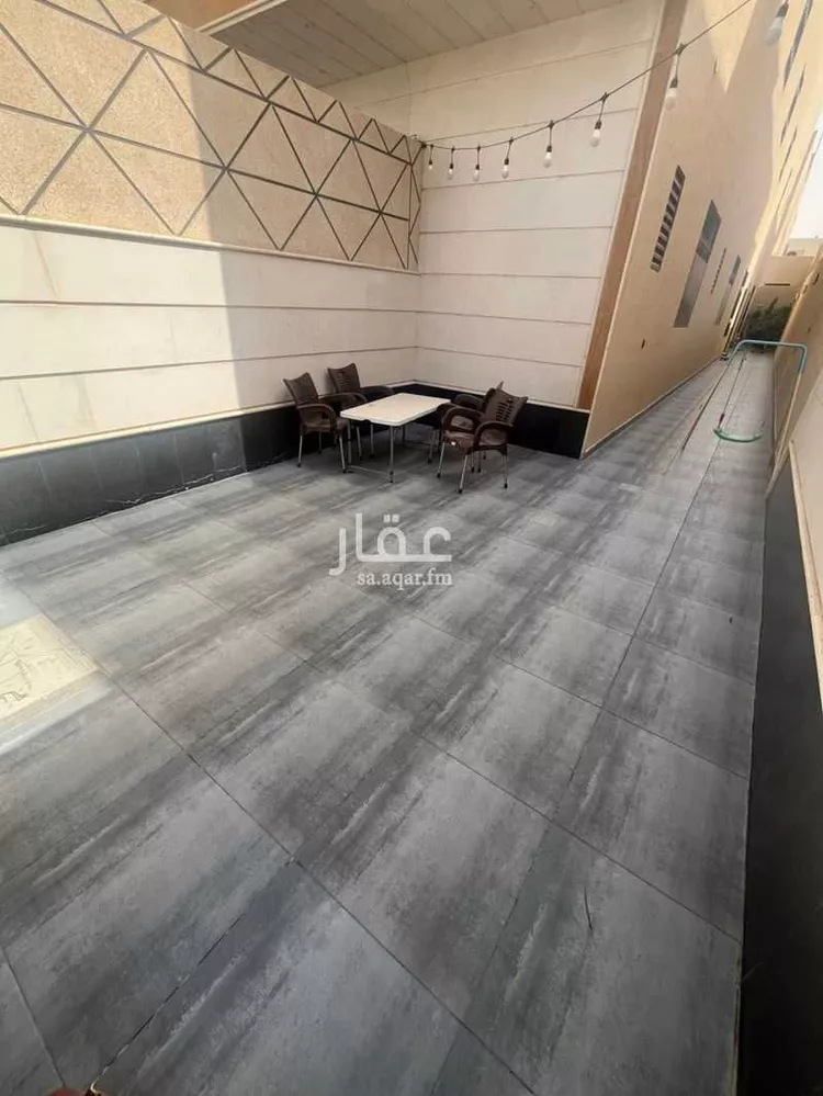 فيلا للبيع في شارع عبدالرحمن المكودي, حي عكاظ, مدينة الرياض, منطقة الرياض 7