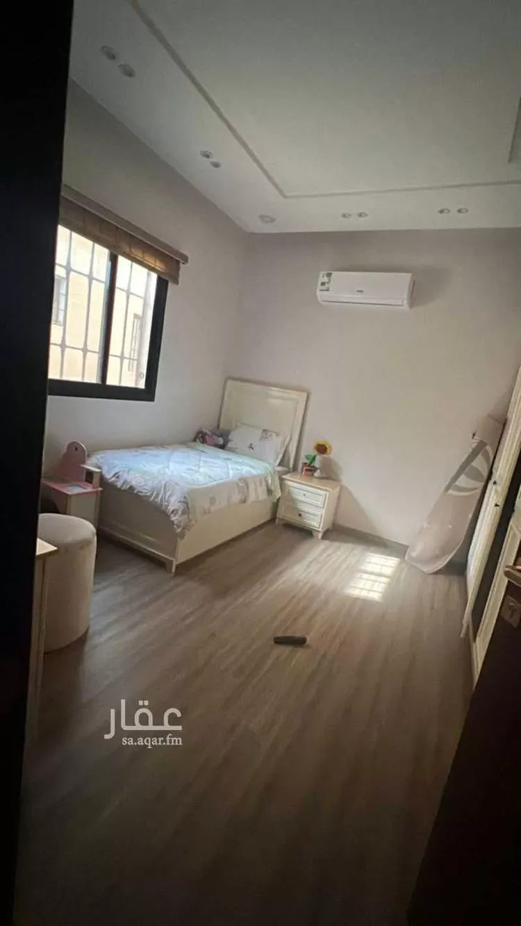 فيلا للبيع في شارع عبدالرحمن المكودي, حي عكاظ, مدينة الرياض, منطقة الرياض 14