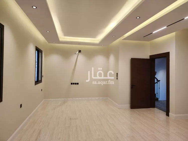 دور للبيع في شارع عبدالرحمن بن هرمز, حي العارض, مدينة الرياض, منطقة الرياض صورة 4