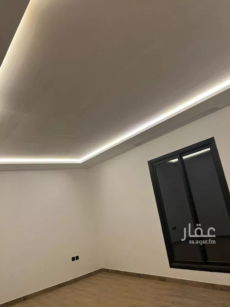 فيلا للبيع في شارع يوسف نعمة الله, حي عكاظ, مدينة الرياض, منطقة الرياض صورة 4