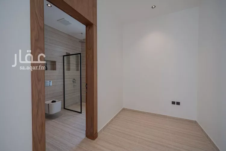 Villa for Sale in Riyadh As Safaa 15
