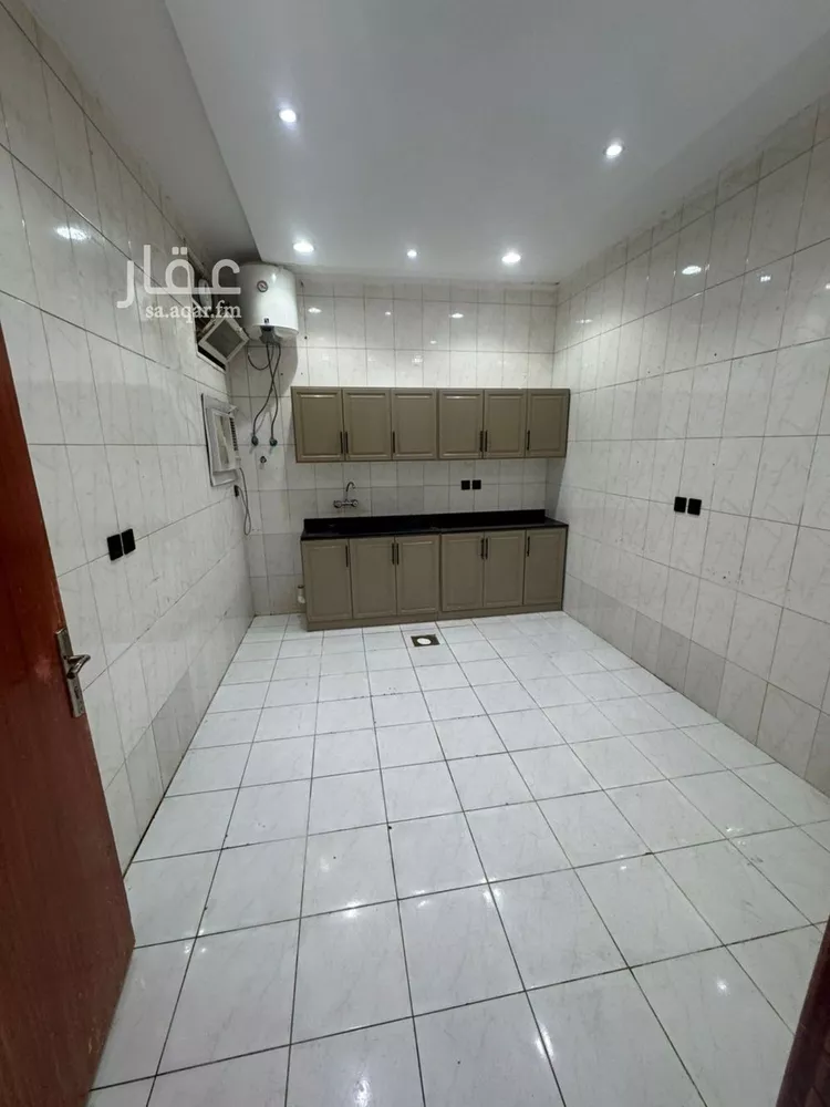 شقة للإيجار في شارع ابي جعفر المنصور, حي اليرموك, مدينة الرياض, منطقة الرياض صورة 4