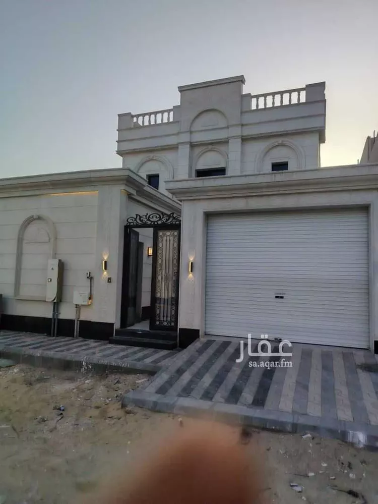 فيلا للبيع في شارع النسيج, حي الأمواج, مدينة الخبر, المنطقة الشرقية 9