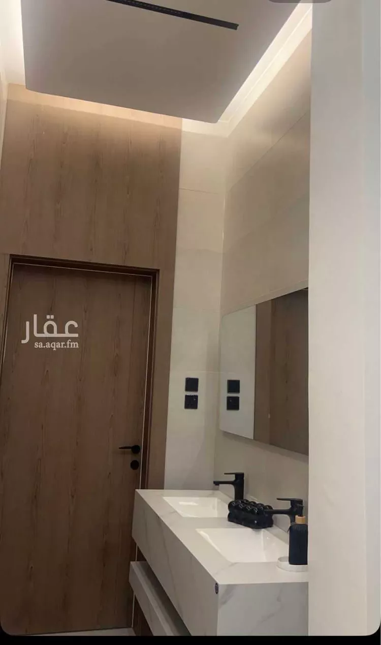 فيلا للإيجار في شارع زبيد بن الخولانى ، حي المطار ، المدينة المنورة ، منطقة المدينة المنورة