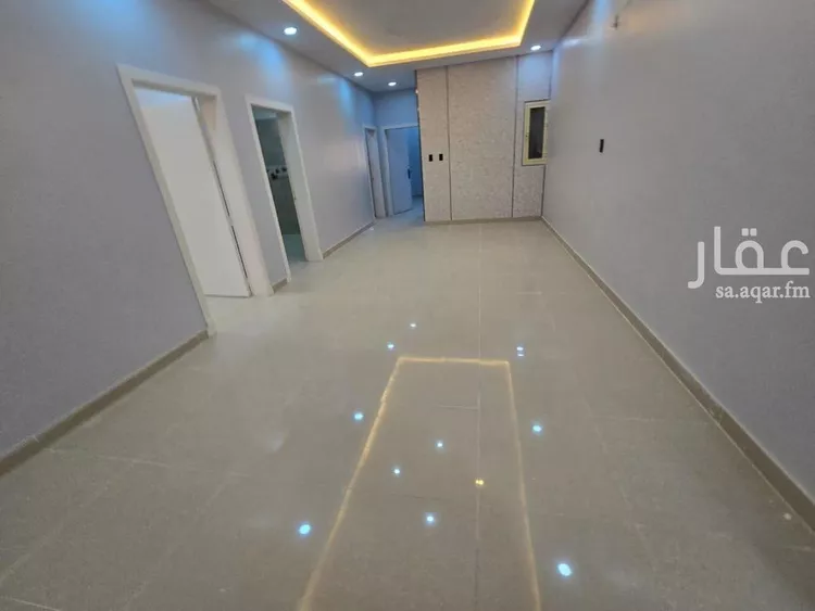 شقة للبيع في شارع سهيل بن رافع, حي ضاحية الملك فهد, مدينة الدمام, المنطقة الشرقية صورة 2