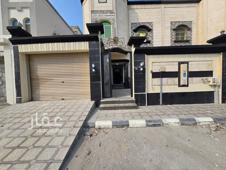 فيلا للبيع في شارع سعيد بن العاص, حي ضاحية الملك فهد, مدينة الدمام, المنطقة الشرقية صورة 4